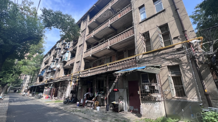 余家头村外景图