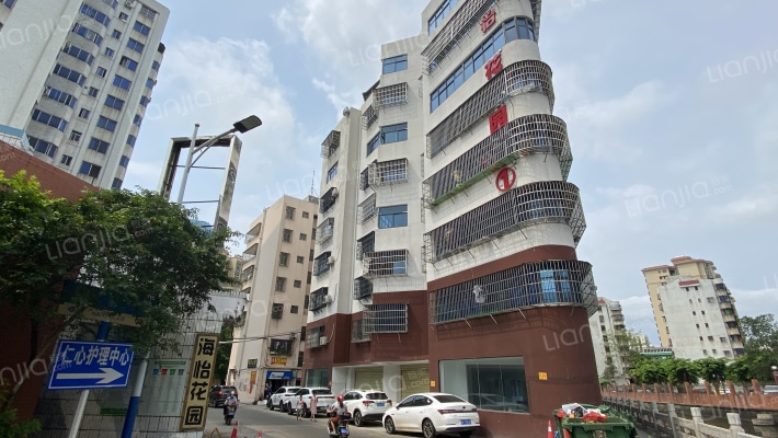 海怡花园外景图