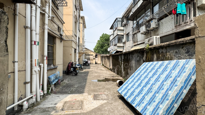 陈家道地外景图