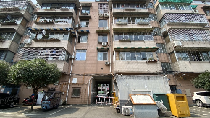 白鹤庭院外景图