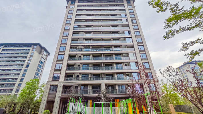 梅泾小区外景图