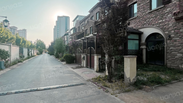 孔雀城七期雅柏园外景图