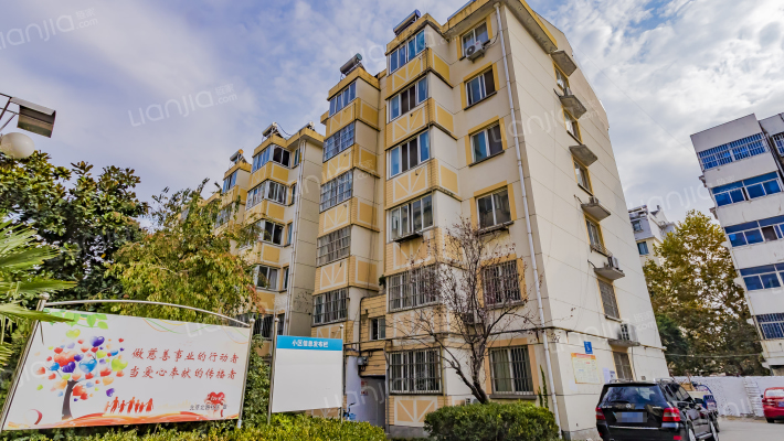 建设小区外景图