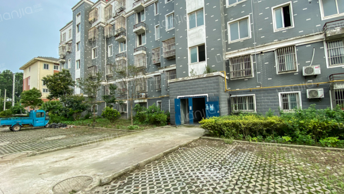 临江南苑外景图