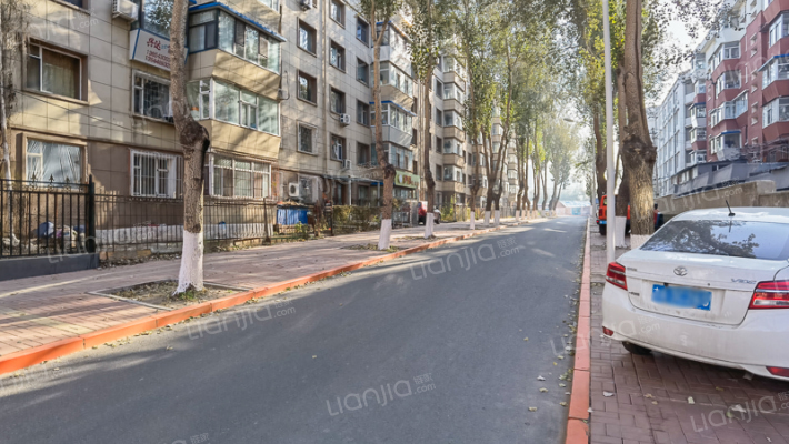 档案局宿舍外景图