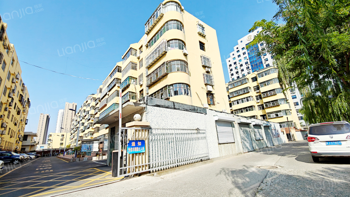 泰安市工商银行宿舍外景图