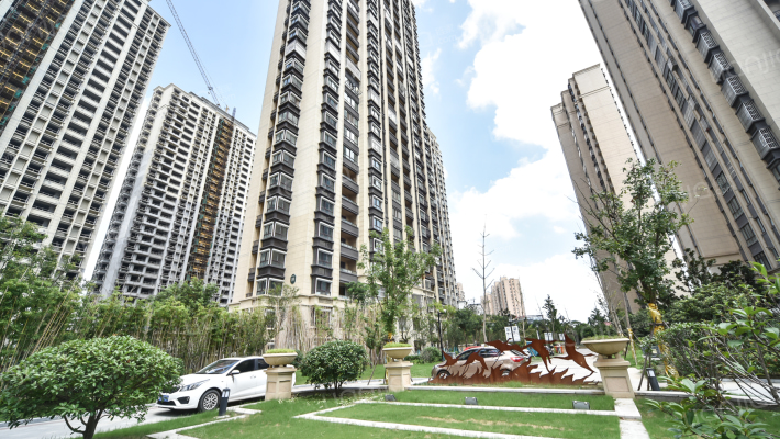 绿地天成苑外景图