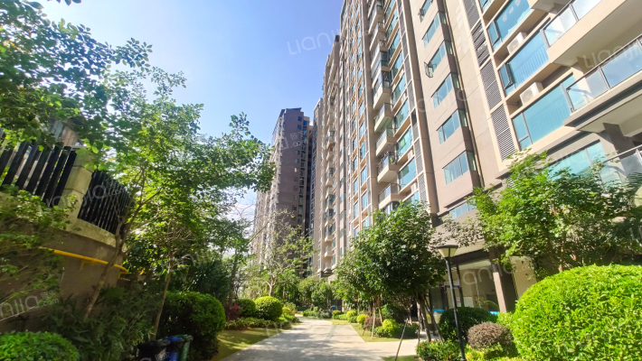 御景龙湖外景图