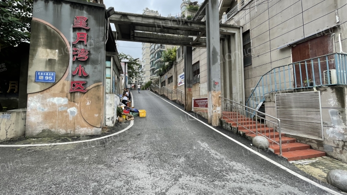 花溪大道北段95号外景图