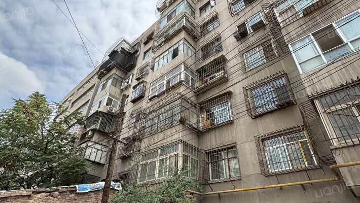 家具四厂家属院外景图