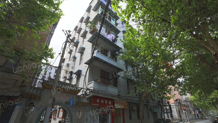 江汉路142号外景图