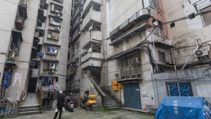 同创大厦外景图