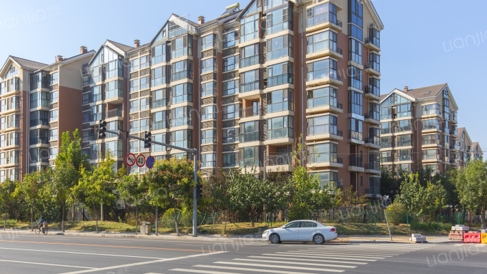 金色漫香林四期外景图