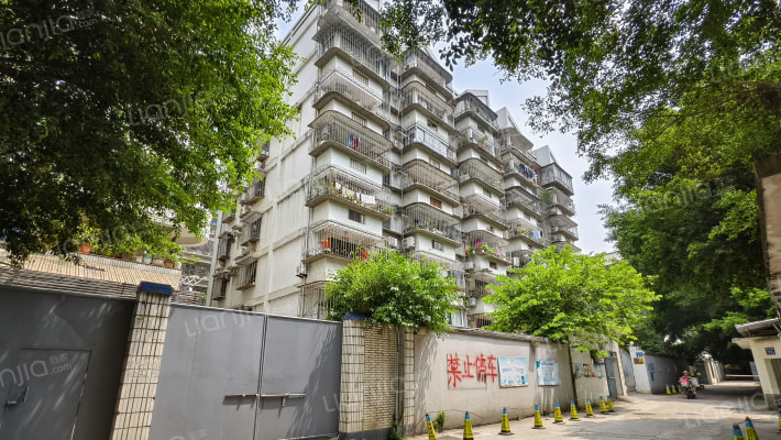 市规划局宿舍外景图