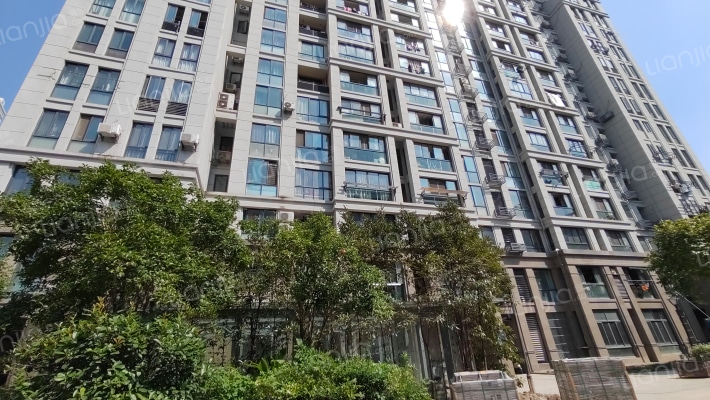 建华家苑外景图