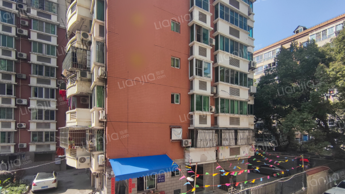 联美都市公寓外景图