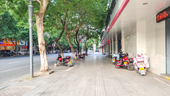 工人新村外景图