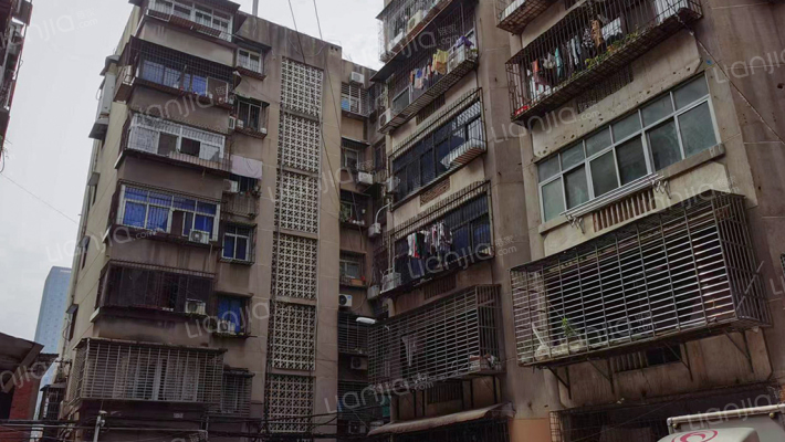 三王服装厂家属院 樊城区 建华路外景图