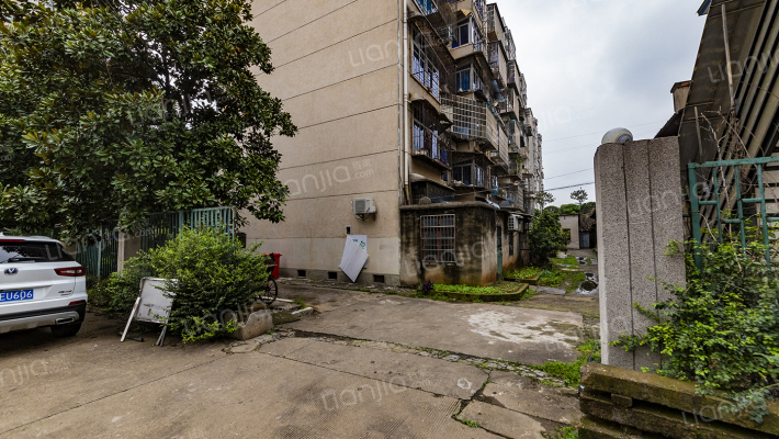 长沙送变电电力设备制造有限公司宿舍外景图