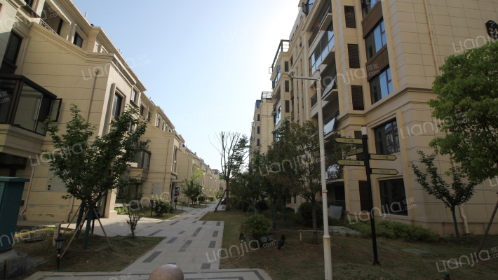 绿地九里香颂外景图