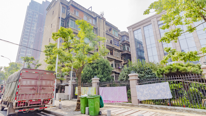 三眼桥四村外景图