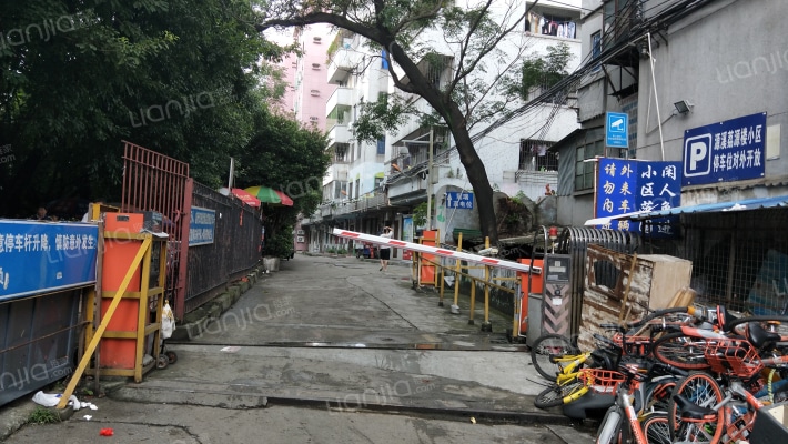 源溪荔源楼小区外景图