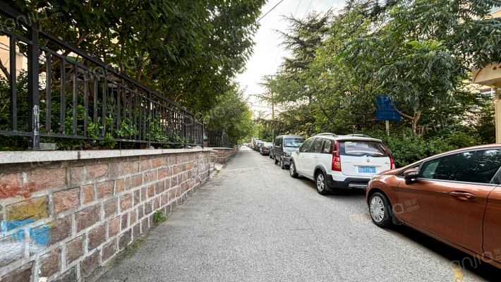 开平路小区外景图