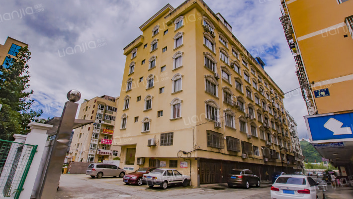 丹霞花苑外景图