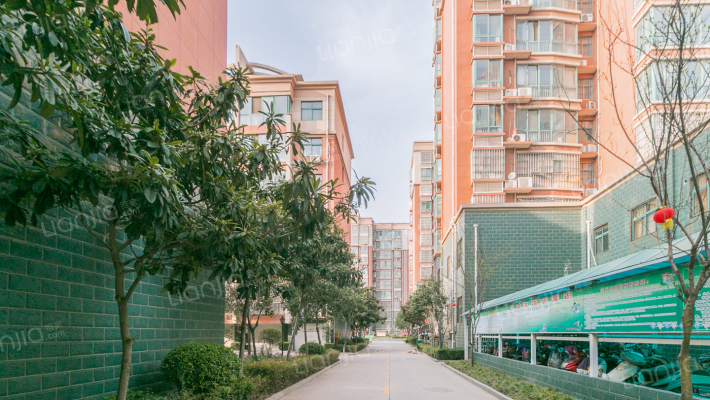 宇龙花园外景图