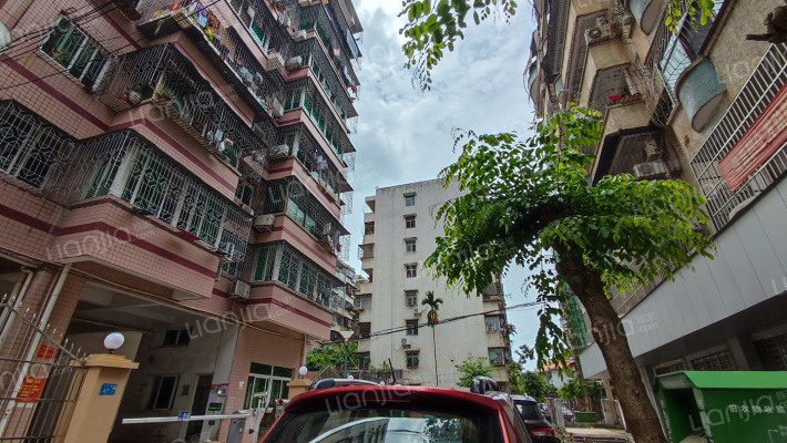 省计划生育服务中心宿舍外景图