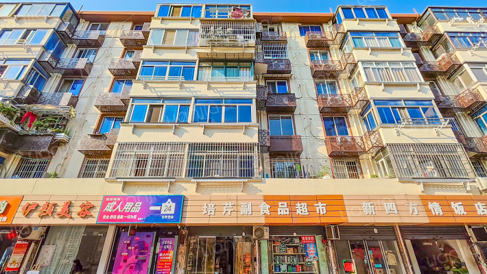 农行宿舍外景图