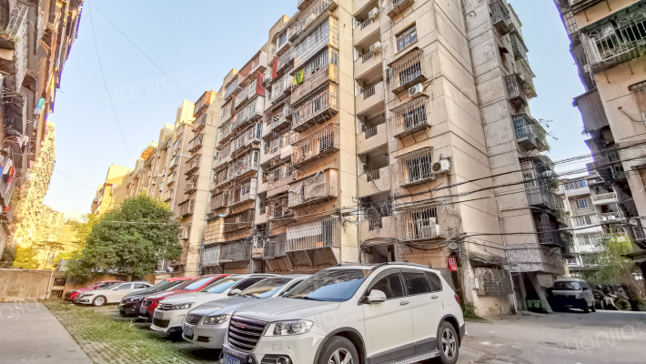 先锋花园外景图