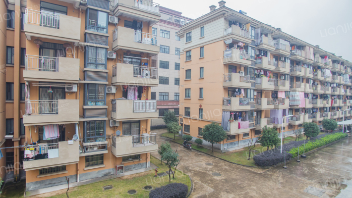 望北公寓外景图