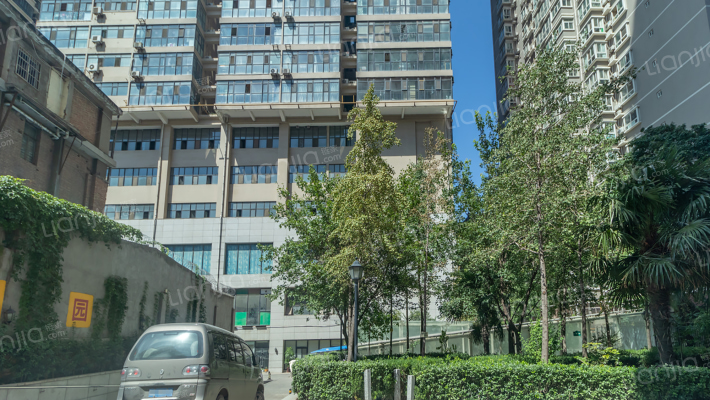 御笔华章小区外景图