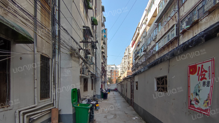 范庄工商局家属楼外景图