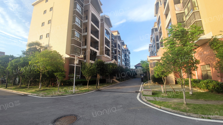 龙庭首府外景图