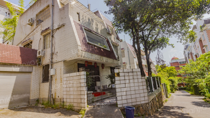 西湖别墅外景图