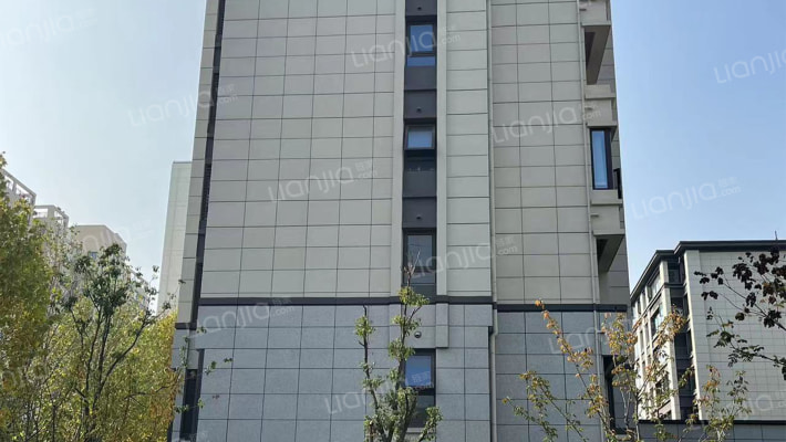 雍荣府C区外景图