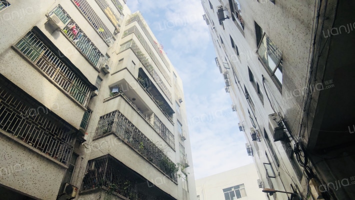 南方新村外景图