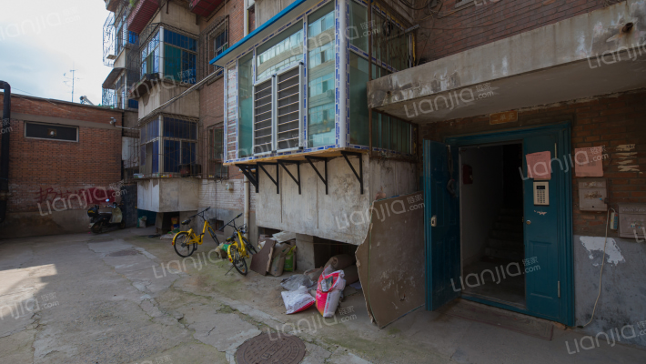 精营东二道街12号院外景图