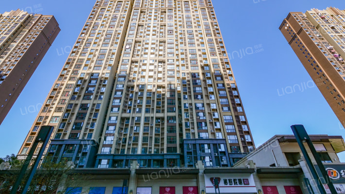 九颂山河珑园外景图