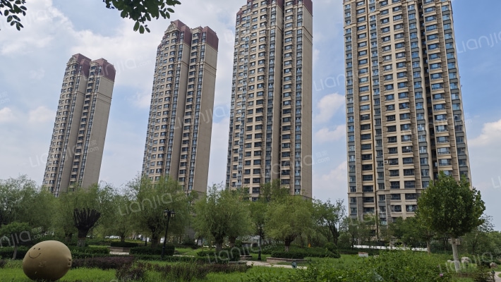 恒大翡翠华庭外景图