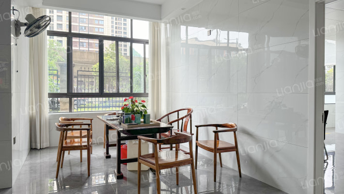 罗西住宅区十五组团外景图