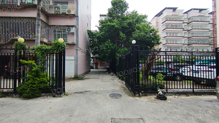 地税花园外景图