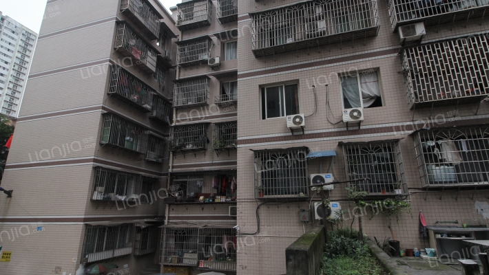 鱼胡路13号外景图