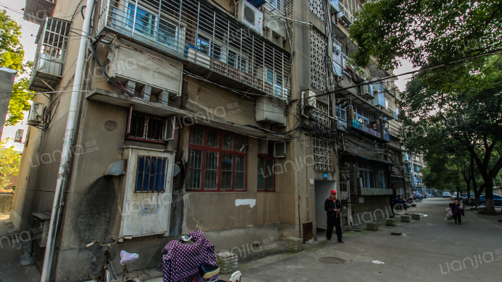 三九厂家属院东院外景图