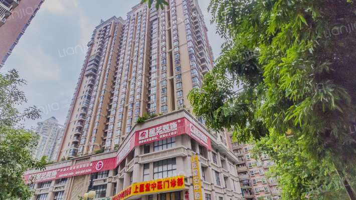 世纪铂爵外景图