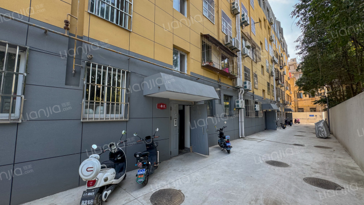 临潼饭店家属院外景图