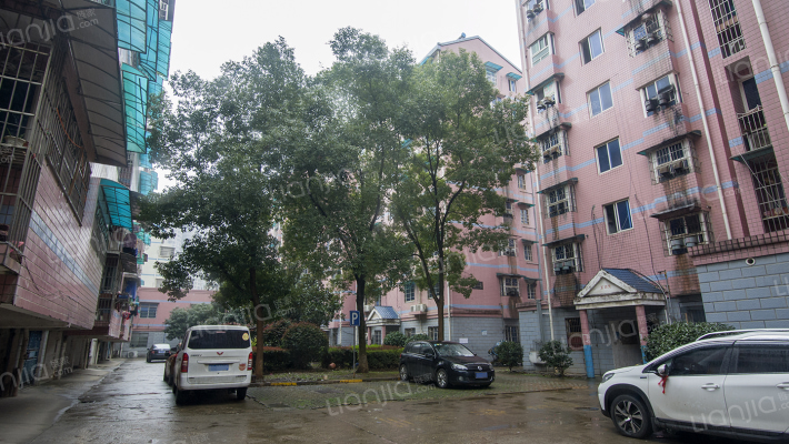 四方小区外景图