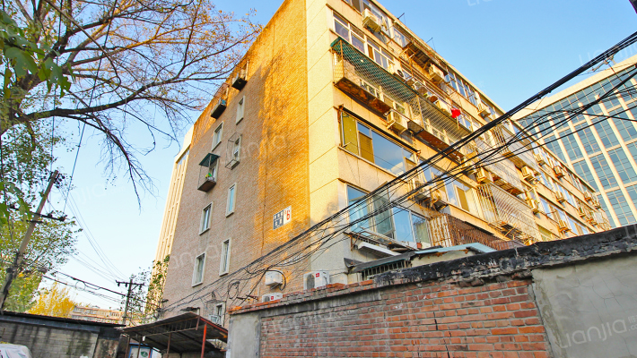 砖角楼北里外景图